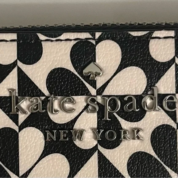 Kate Spade Black and White Geometric Wallet - Picture 3 of 4